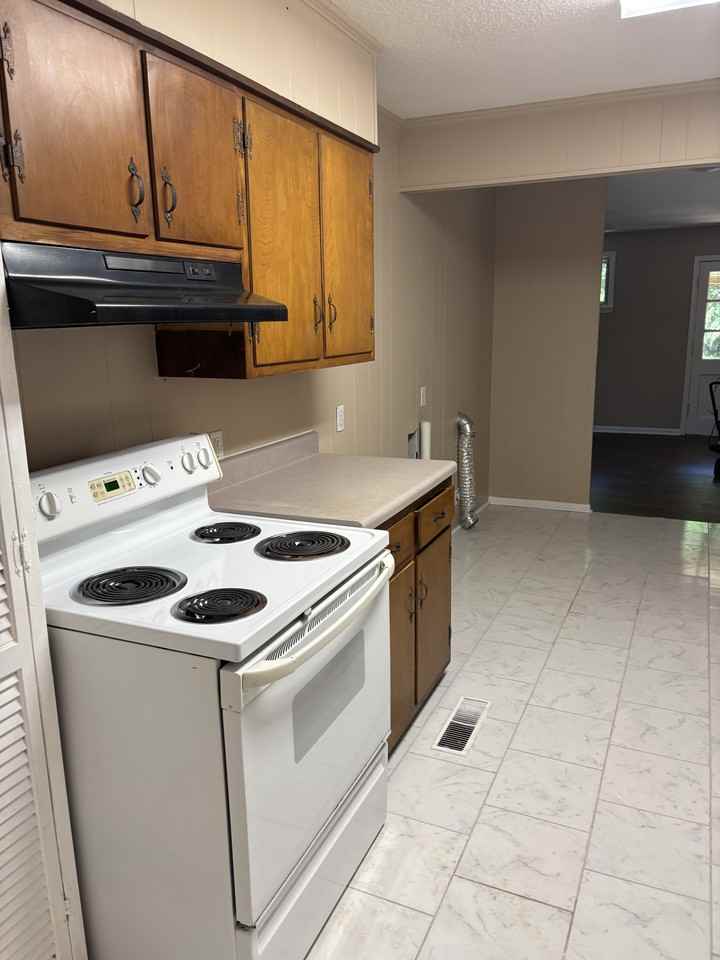 4064 Owen Road - Photo 7 of 8