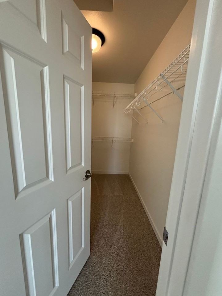 7237 30th St S - Photo 2 of 4