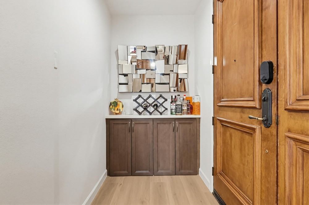 5132 Maplewood Ave #NA - Photo 6 of 37