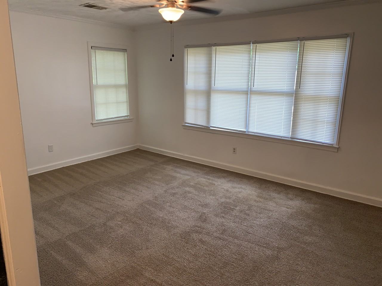 3350 Ridgecrest Street - Photo 3 of 20