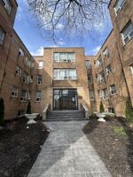 featured image of 1996 Bathurst Street #114