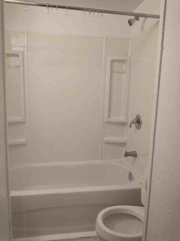 116 Dundas St - Photo 3 of 5