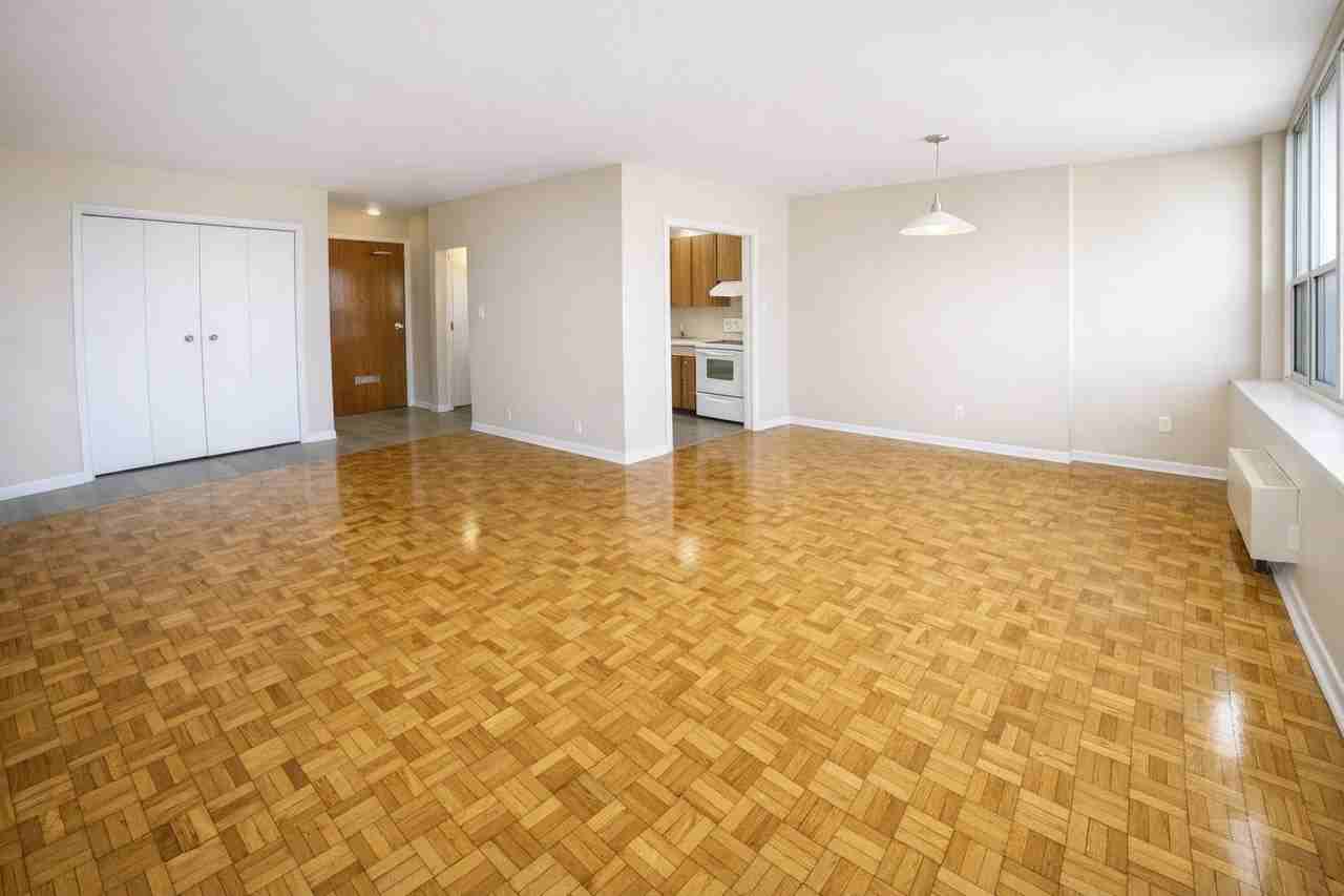 1920 Weston Rd - Photo 2 of 10