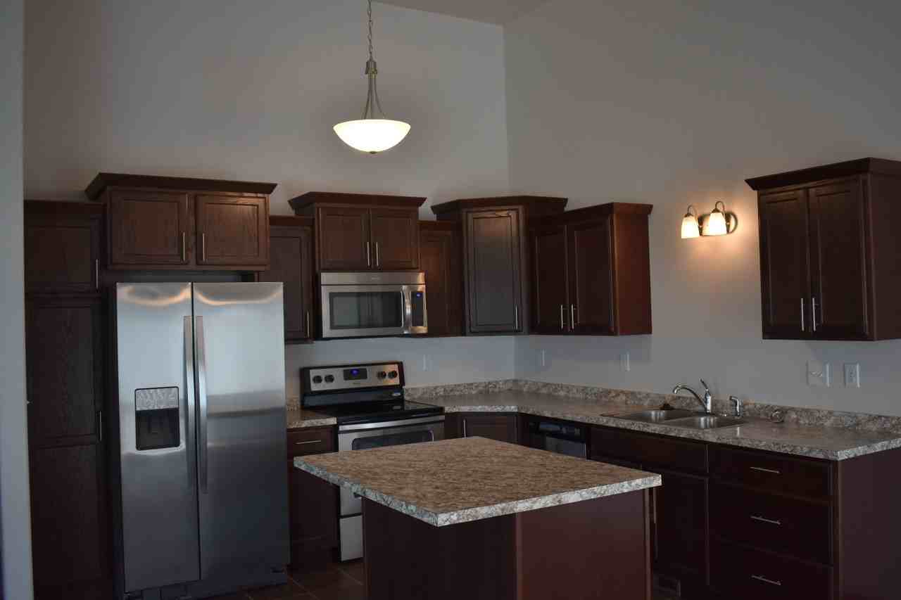 1337 12th St W - Photo 3 of 5
