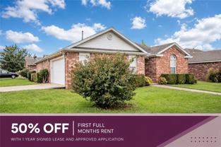 3706 Sw Hansom Loop - Photo 1 of 1
