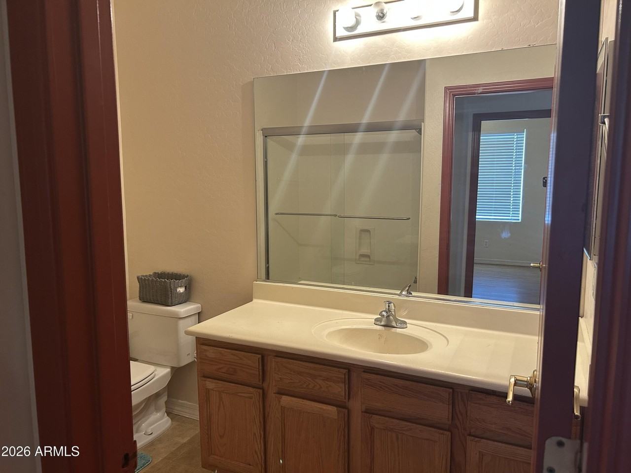 105 N Warren St - Photo 2 of 29
