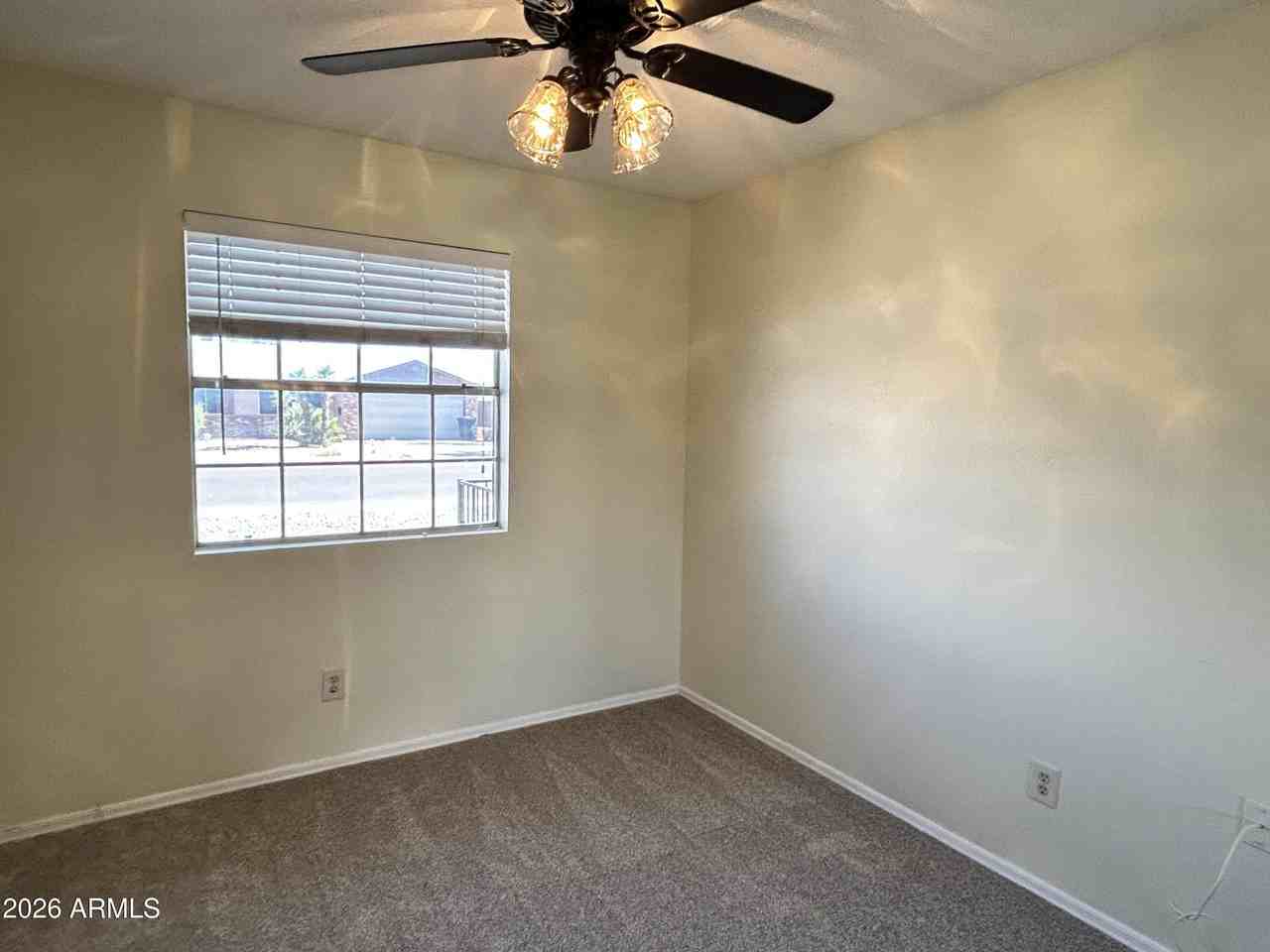 9002 W Malapai Dr - Photo 6 of 20