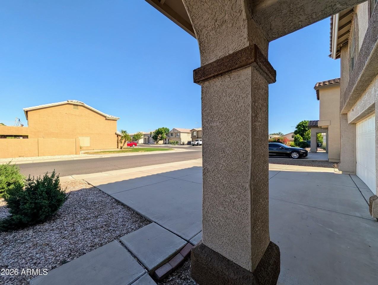 6416 N 78th Ln - Photo 7 of 50