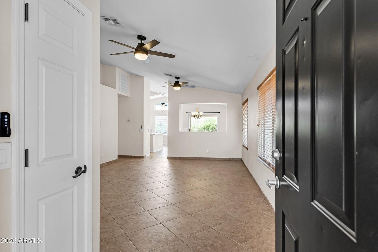 9250 E Carmel Ave - Photo 3 of 35