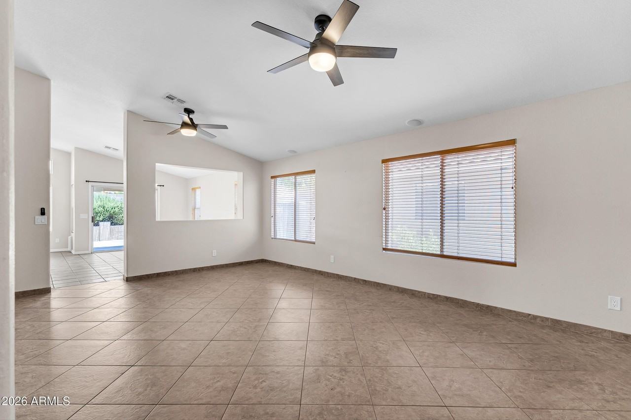 9250 E Carmel Ave - Photo 5 of 35
