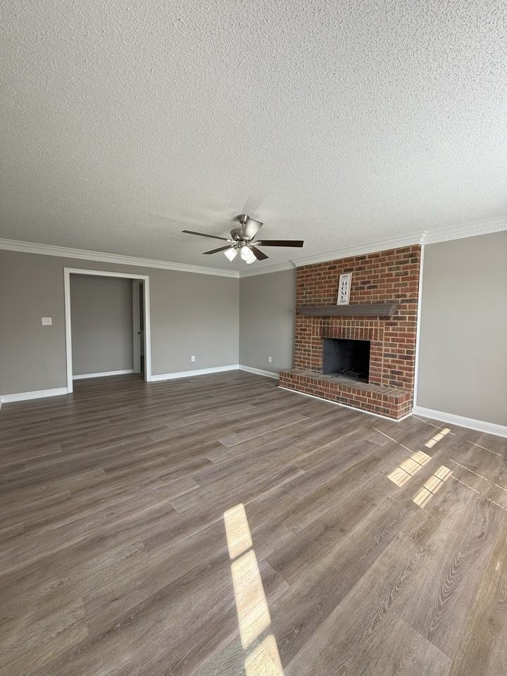 1050 Aiken Rd #1BOGART - Photo 2 of 21