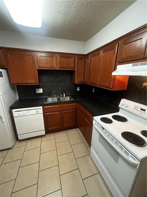 1604 Anderson St - Photo 3 of 6