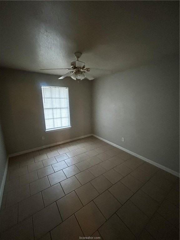 1604 Anderson St - Photo 4 of 6