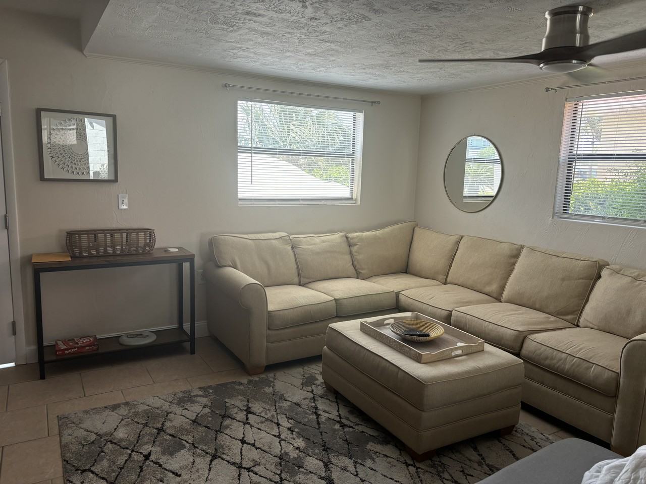834 E 25th Ave #1 - Photo 3 of 12