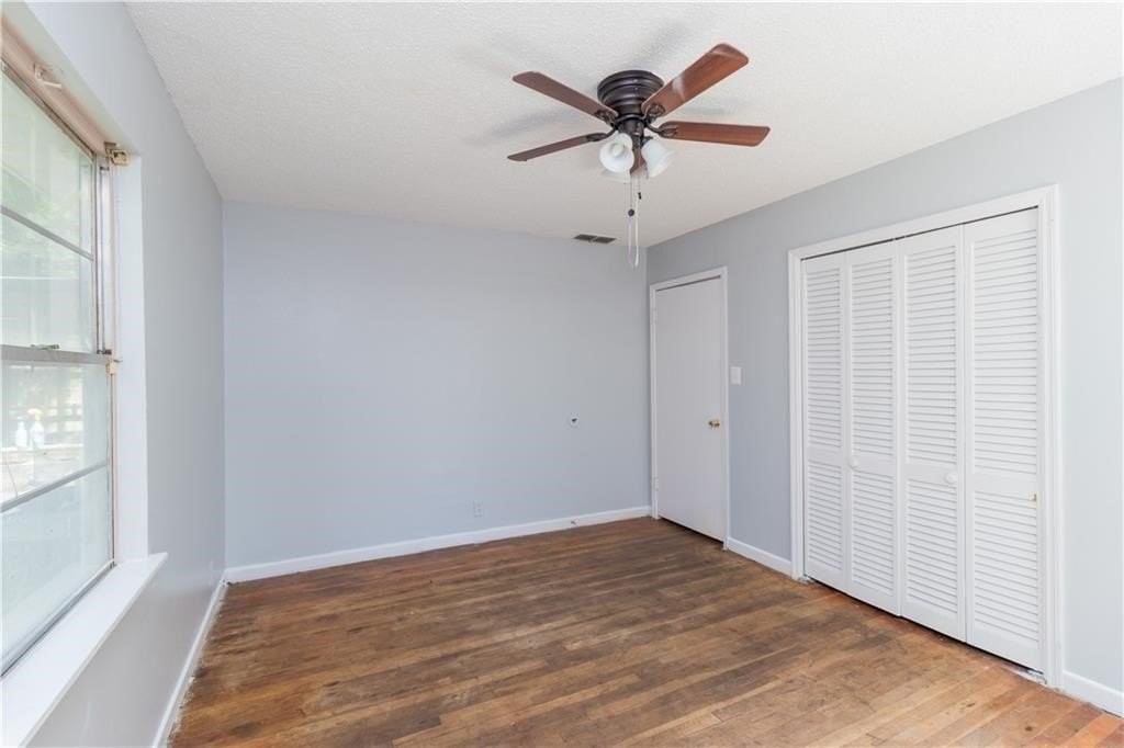4829 Edith St - Photo 4 of 12
