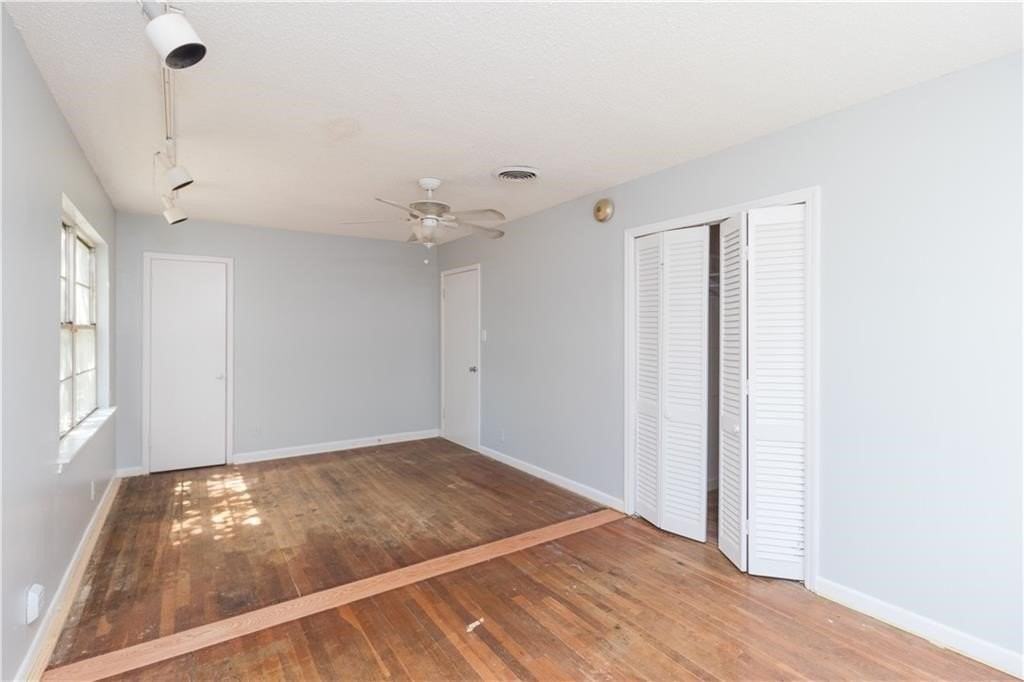4829 Edith St - Photo 6 of 12