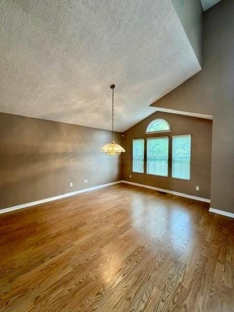 9372 Auburn Ave - Photo 5 of 26