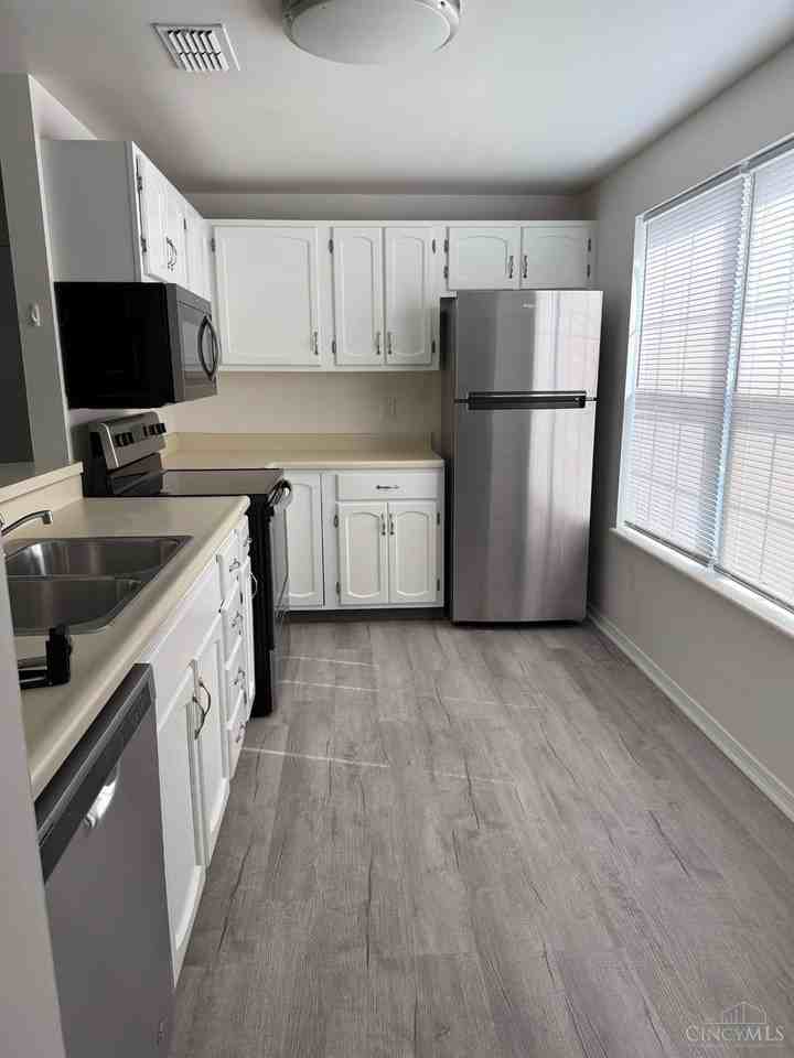 8224 Rollinghitch Ct - Photo 3 of 11