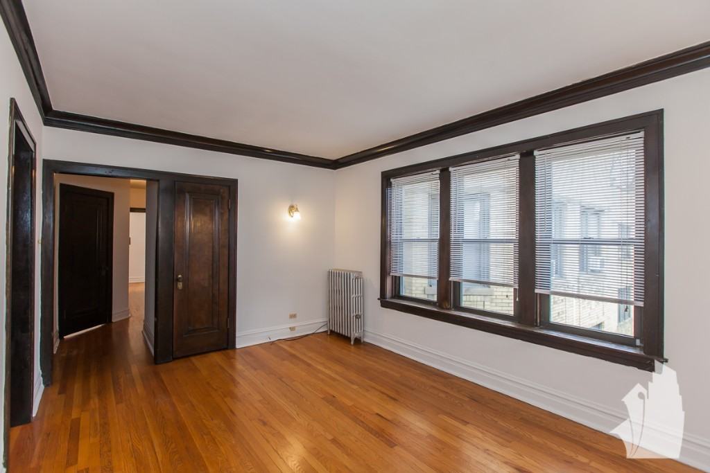 1909 W Larchmont Ave #1913-2A - Photo 4 of 8