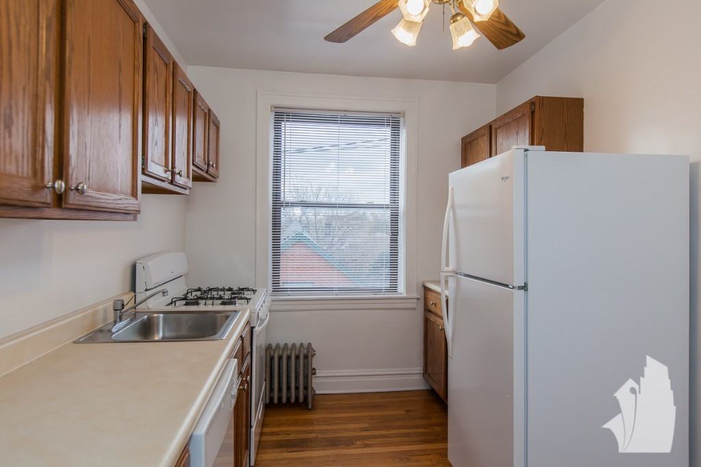 1909 W Larchmont Ave #1913-2A - Photo 6 of 8