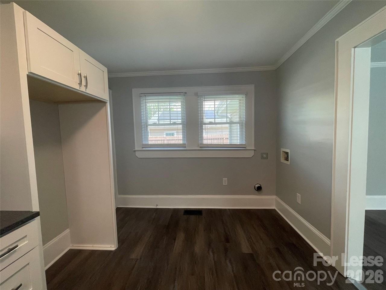 624 Pinoca Rd - Photo 4 of 30