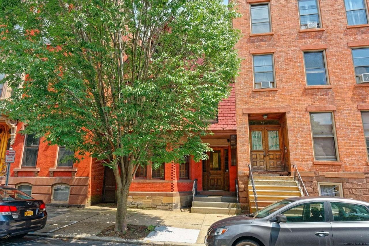 150 2nd St - Photo 6 of 47