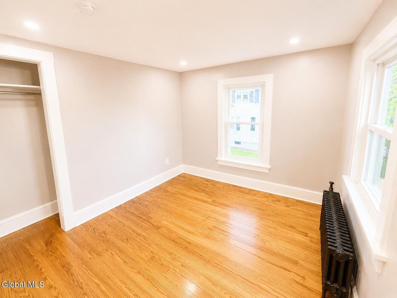 92 Bridge St #2 - Photo 6 of 9