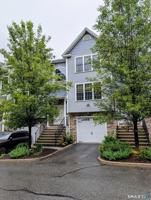 featured image of 15 Old Oak Dr #15