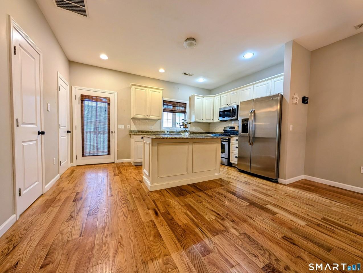 15 Old Oak Dr #15 - Photo 3 of 37