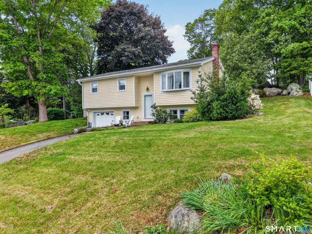 73 Warren Ave - Photo 2 of 29