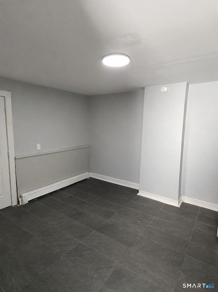 982 Pembroke St #2L - Photo 3 of 13