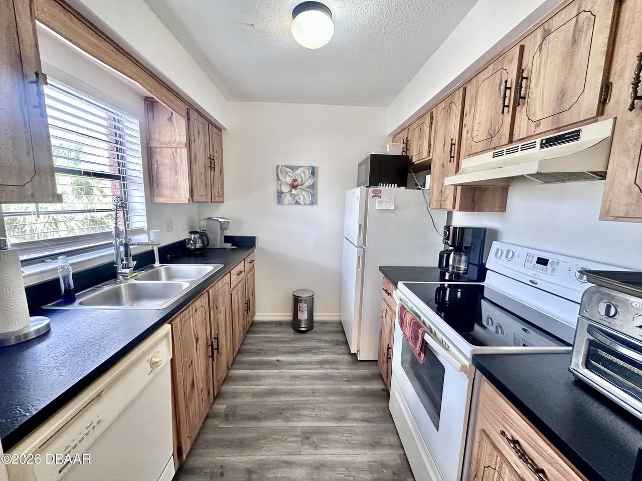 3750 S Atlantic Ave #20 - Photo 2 of 9
