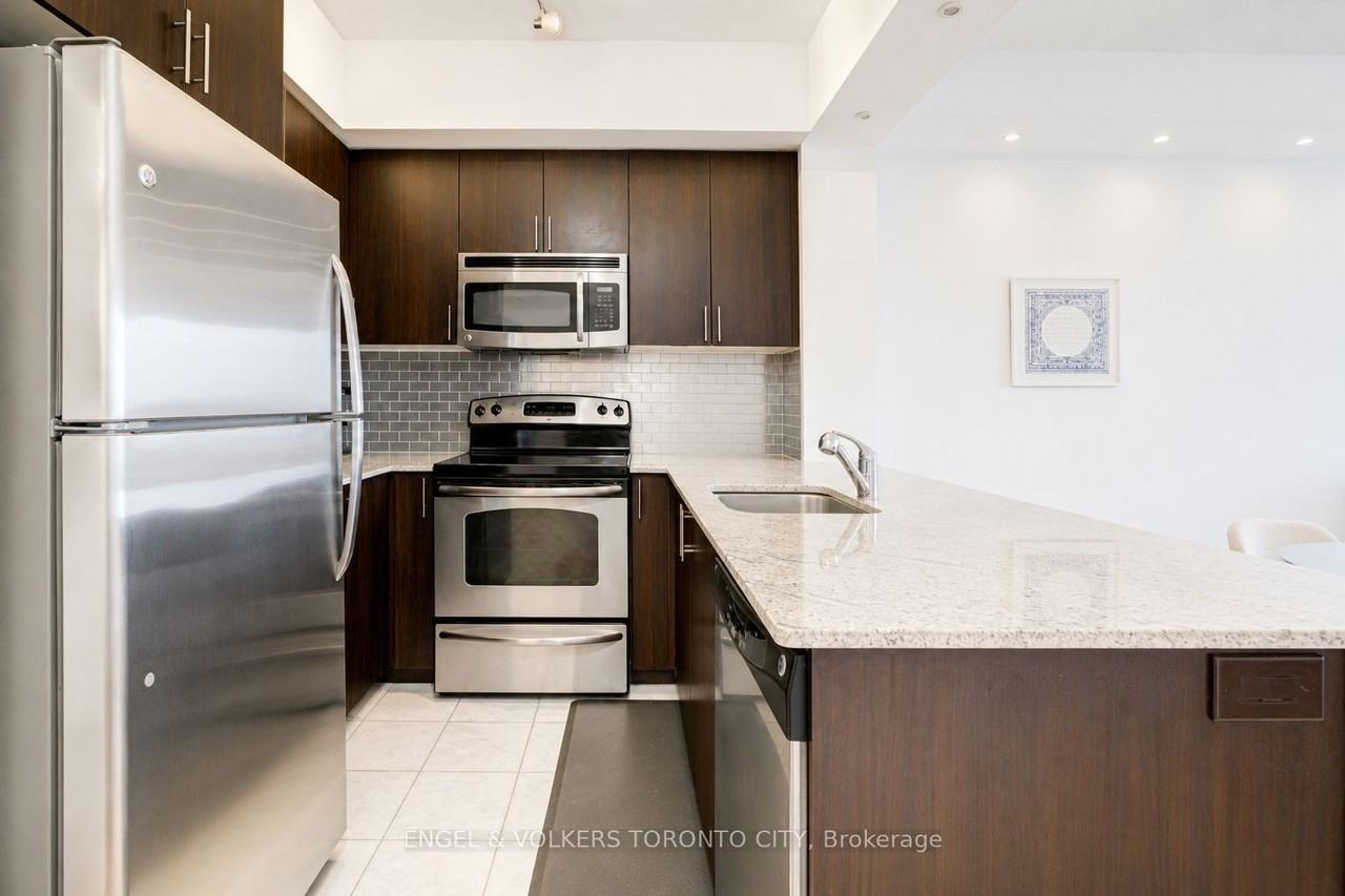 520 Apartment - Photo 4 of 20