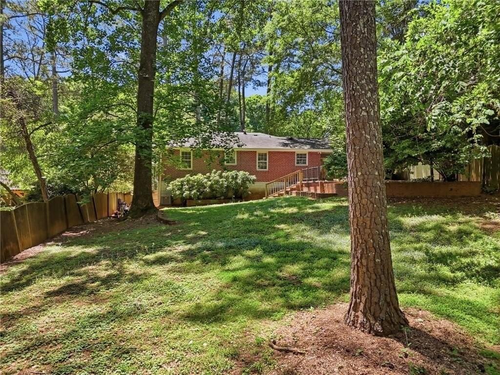 1111 N Valley Dr - Photo 7 of 36