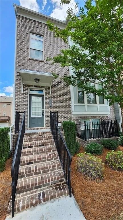 2669 Village Park Bnd - Photo 2 of 18