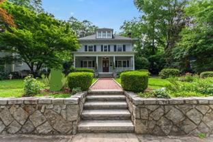327 Adams St - Photo 1 of 1