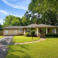 featured image of 111 E Belmont Dr