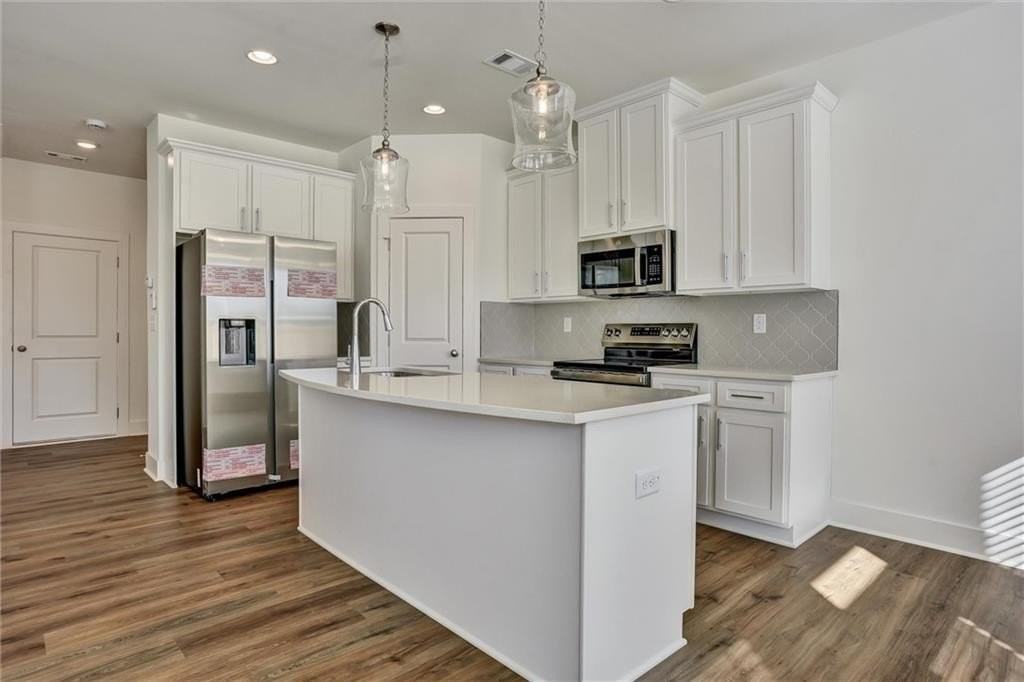 1615 Aiden Way - Photo 7 of 42