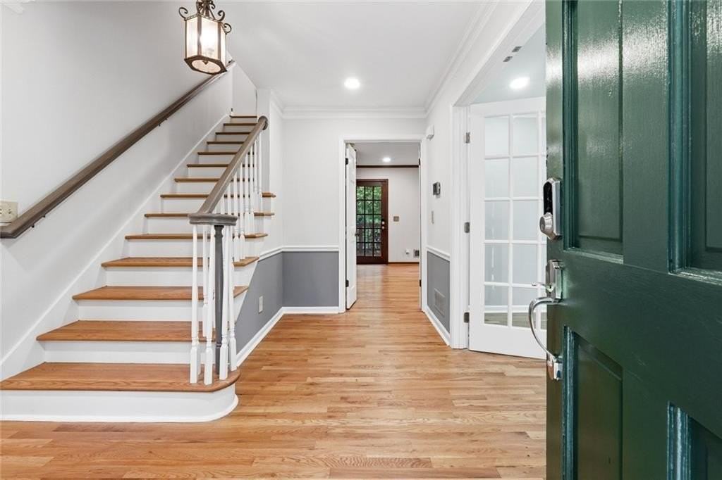 3731 Dunwoody Club Dr - Photo 2 of 30