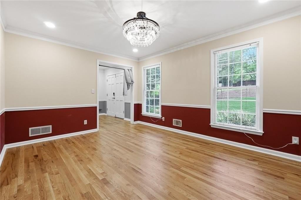 3731 Dunwoody Club Dr - Photo 4 of 30