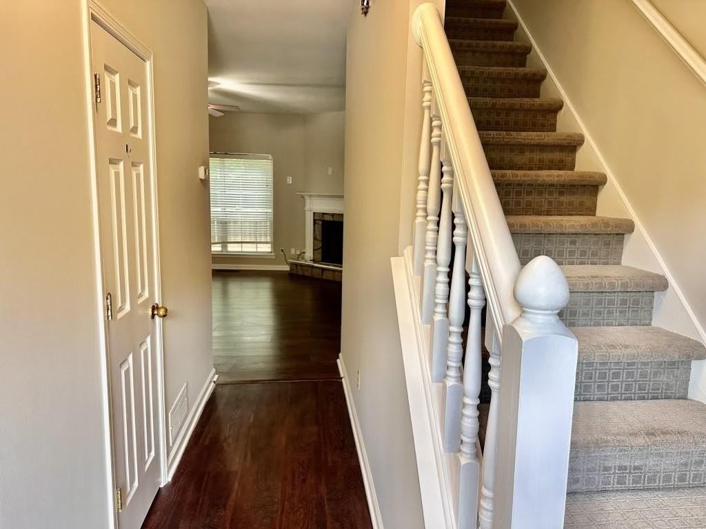 2290 Fairways Ct Nw - Photo 3 of 22