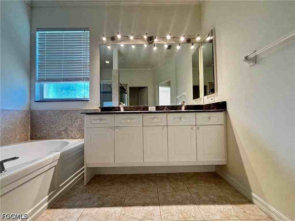 8808 Cypress Preserve Pl - Photo 7 of 12