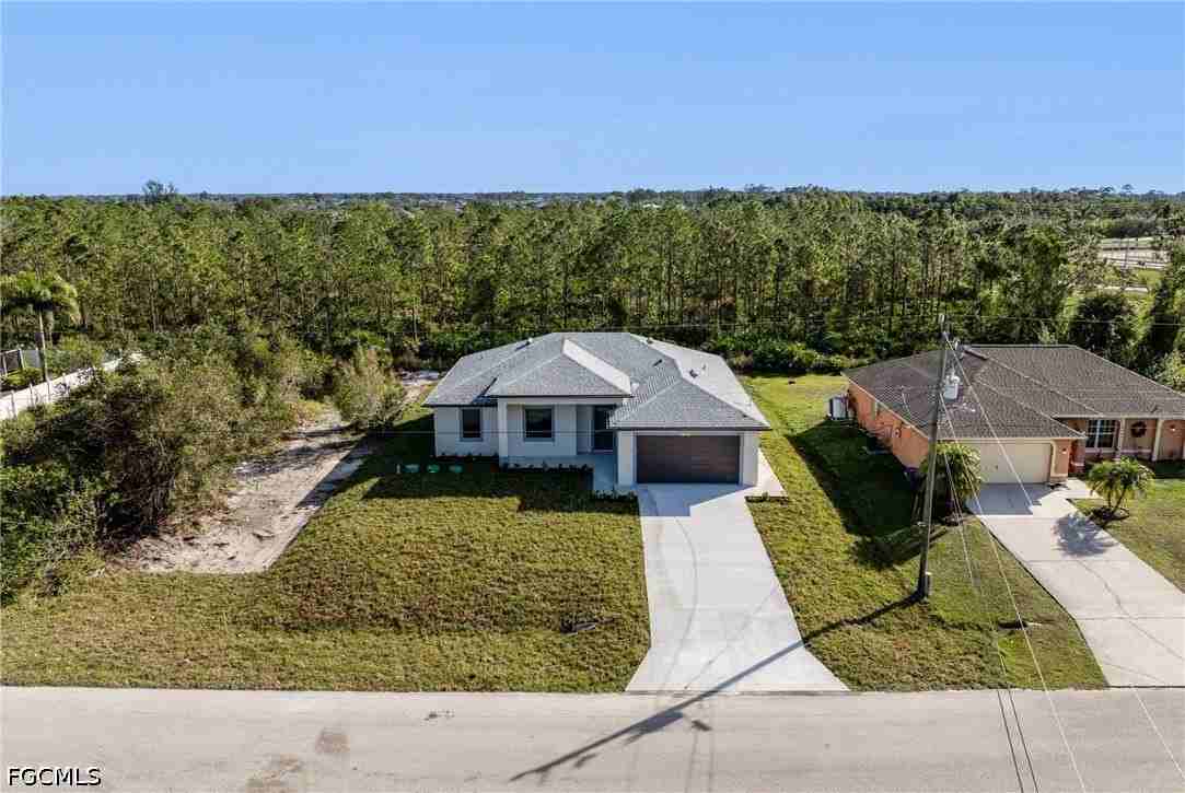 1024 Chauncey Ave - Photo 4 of 39
