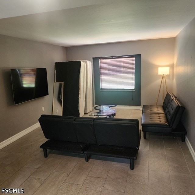 12656 Kenwood Ln #A - Photo 5 of 8