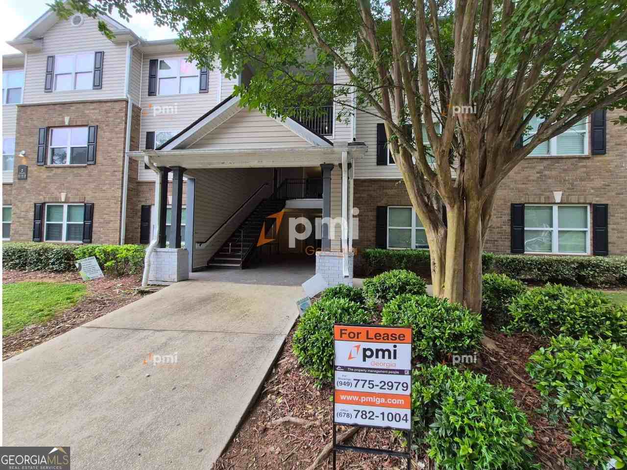 2204 Fairington Village Dr
