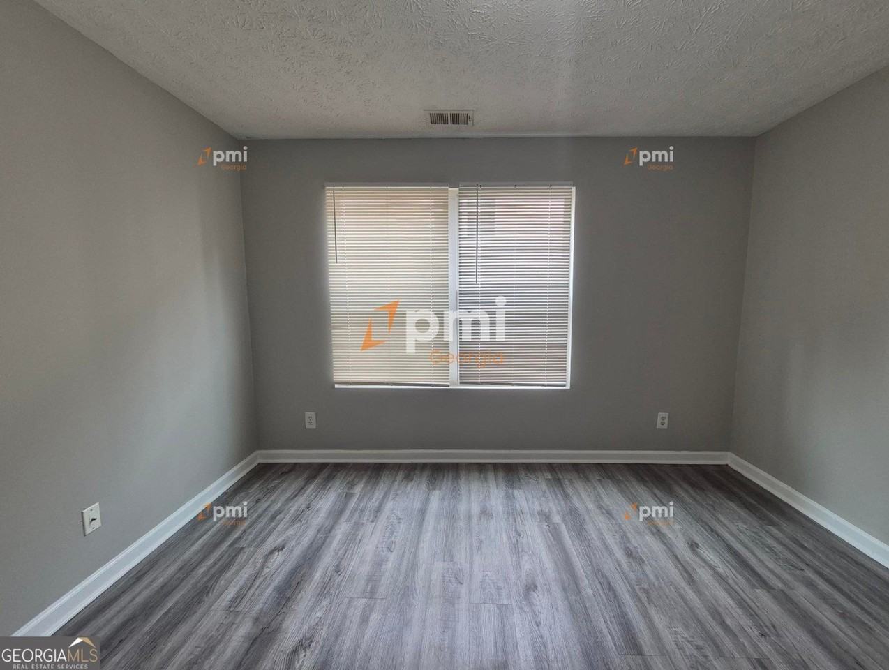 2204 Fairington Village Dr - Photo 7 of 11