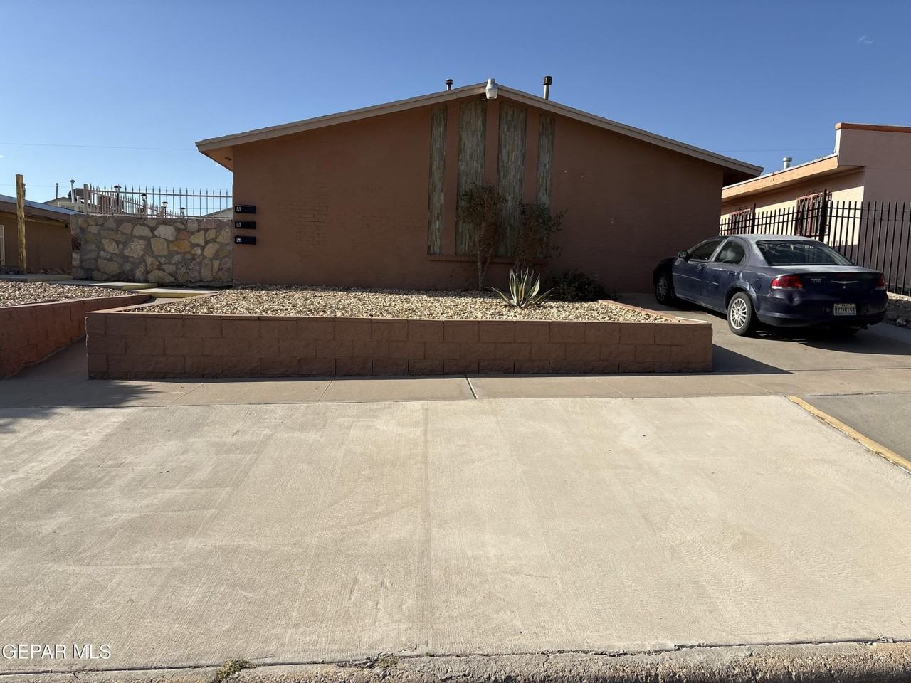 3704 Mcconnell Ave #A - Photo 3 of 31