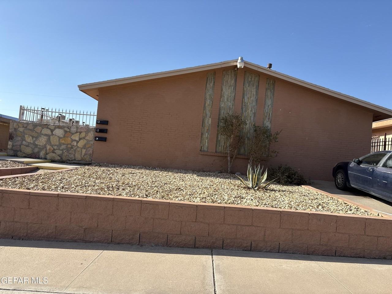 3704 Mcconnell Ave #A - Photo 4 of 31