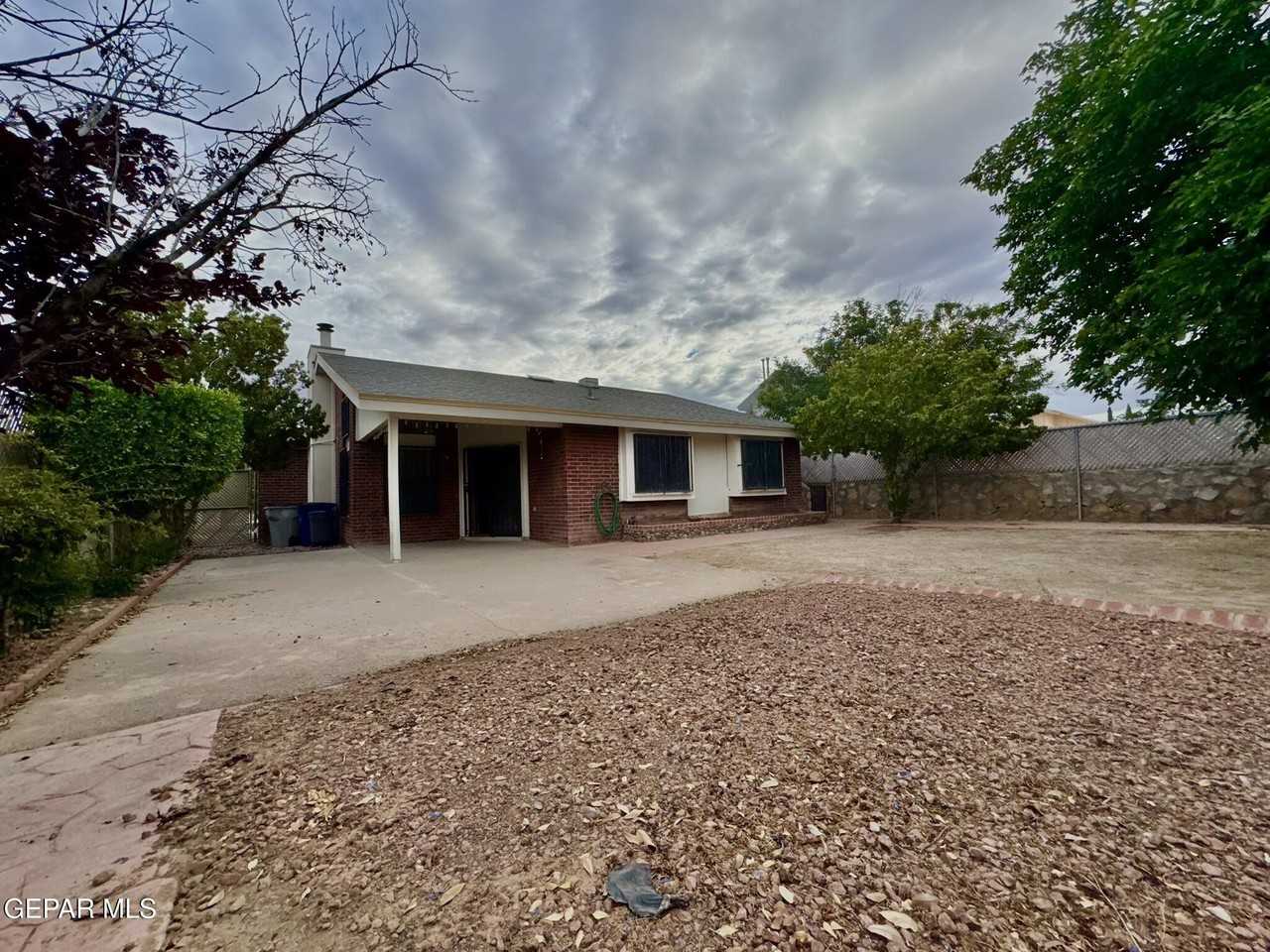 12146 El Greco Cir - Photo 4 of 25