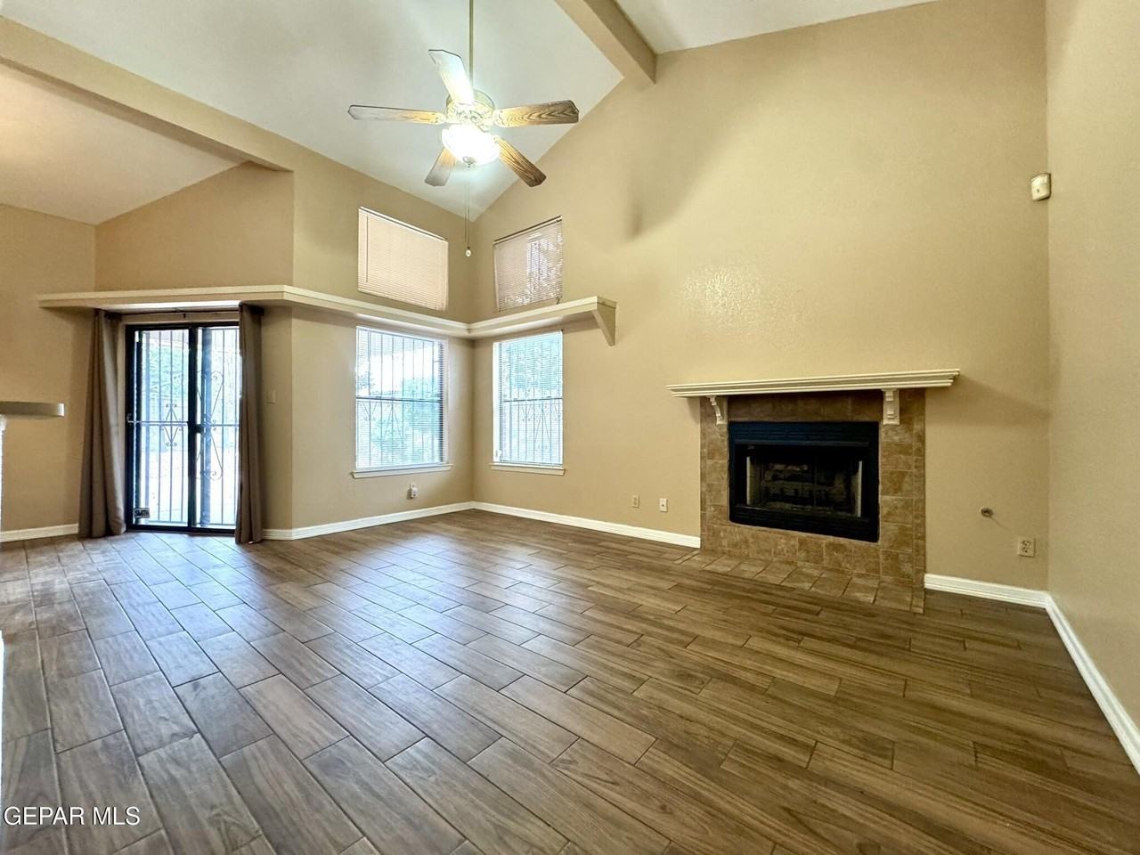 12146 El Greco Cir - Photo 6 of 25